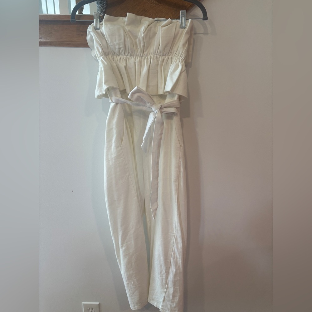 Red Dress Boutique Aura NWT Women's Cream Strapless Jumpsuit - Bridal Bach Look